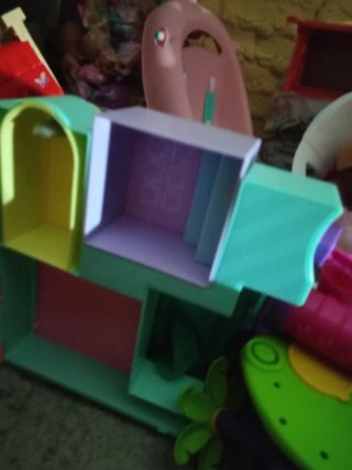 Casa de las l.o.l de muñecas multicolor