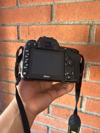 Cámara Nikon D7500 + Accesorios