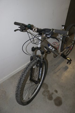 Mountain bike bicicleta usada reparación