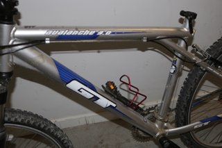 Mountain bike bicicleta usada reparación