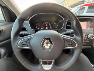 CUOTA 230€ - Renault Megane 2023 Equilibre Blue