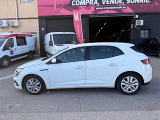 CUOTA 230€ - Renault Megane 2023 Equilibre Blue