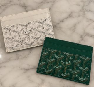 Tarjetero Goyard