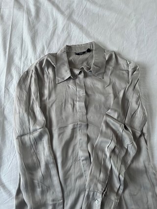 2 Traje chaqueta Zara verde, marron y camisa