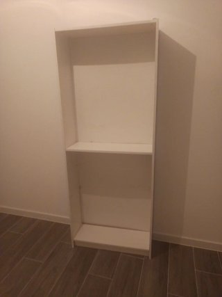 Estantería Blanca de Madera