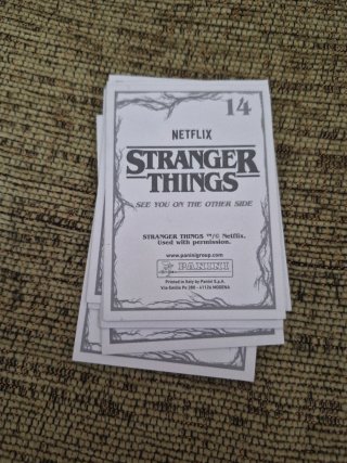 20 cromos Stranger Things