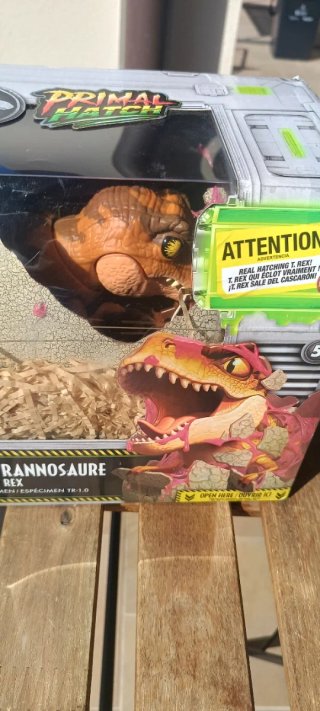 Jurassic Park Primal Hatch T. Rex