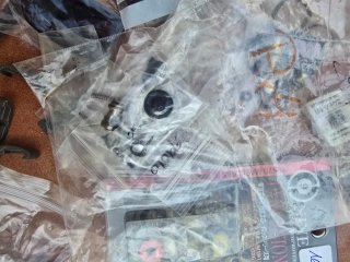 Caja de repuestos para réplicas de airsoft