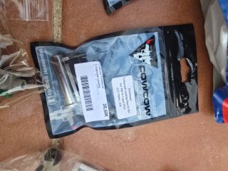 Caja de repuestos para réplicas de airsoft