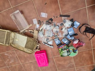 Caja de repuestos para réplicas de airsoft