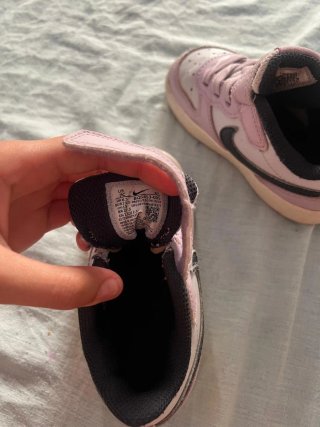 Zapatillas Nike Niña Rosa y Blanco
