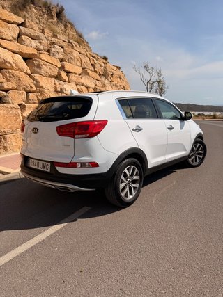 Kia Sportage 1.7 CRDi 115 CV · Techo panorámico ·