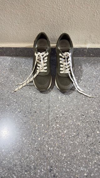 Zapatillas Parfois verde militar talla 39