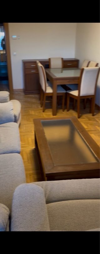 Mesa de centro de madera y cristal