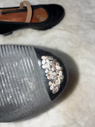 Tacones negros con puntilla