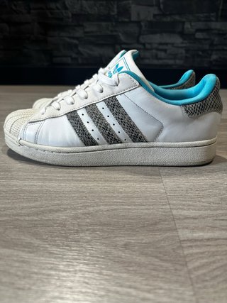 Adidas Superstar Blancas y Turquesa