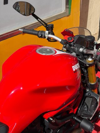 Ducati Monster 1200