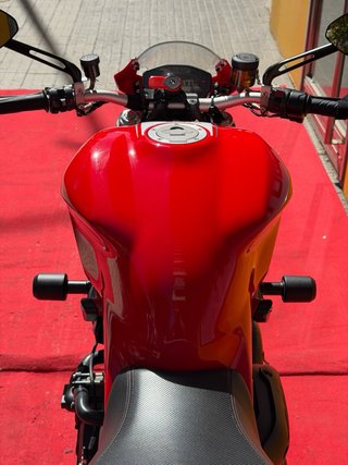 Ducati Monster 1200
