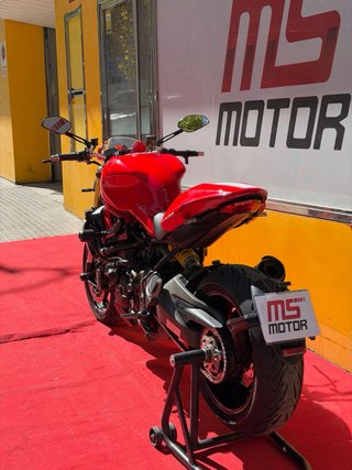 Ducati Monster 1200