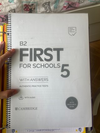 Libro Cambridge B2 First for Schools 5