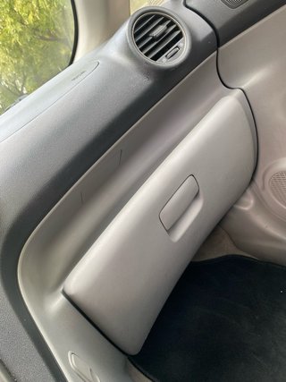 KIA Carens 2011
