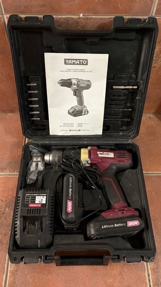 Taladro Percutor a Batería 20V Yamato