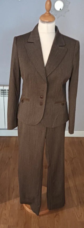 Traje pantalón Formula Joven marrón