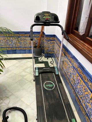 Cinta de correr Cecotec 1000W