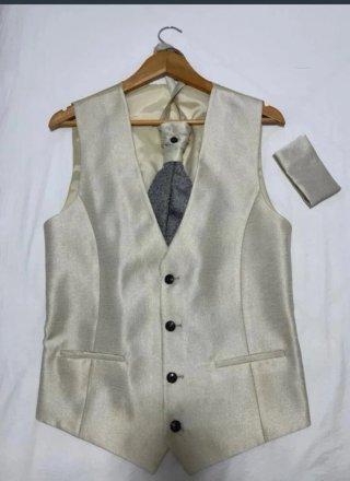 Traje de Novio Azul