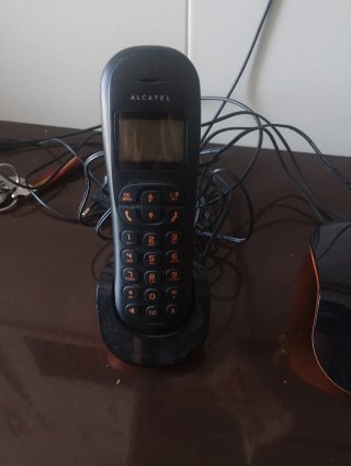 2 Teléfonos Inalámbricos Alcatel