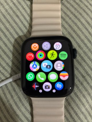 Apple Watch GPS + celular SE 3 de 44mm 97% bateria