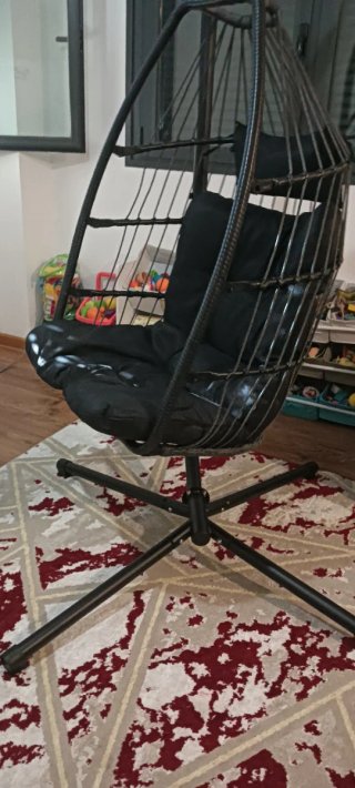 Silla Colgante Negra con Soporte