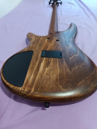 Bajo Eléctrico Ibanez SR650E pastillas Nordstrand