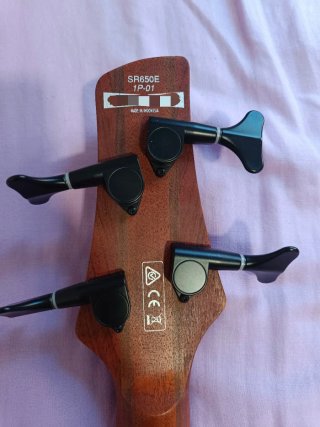 Bajo Eléctrico Ibanez SR650E pastillas Nordstrand
