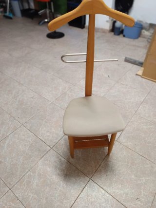 Galán de noche de madera