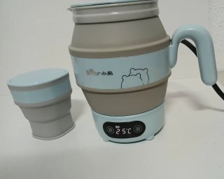 Tetera eléctrica plegable Bear