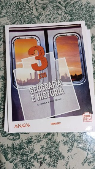 Libro Geografía e historia 3° eso