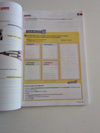 Anglais 3e Cycle 4 A2 B1 Shine Bright Workbook