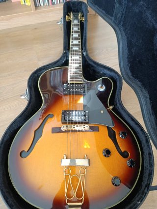 Guitarra Eléctrica Cort Yorktown