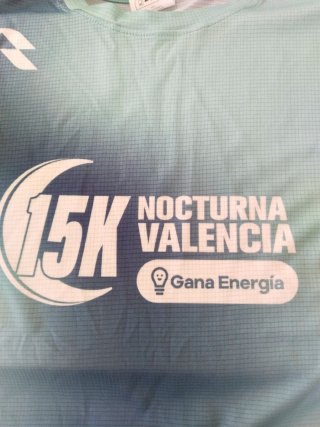 Camiseta oficial 15k nocturna Valencia sin usar