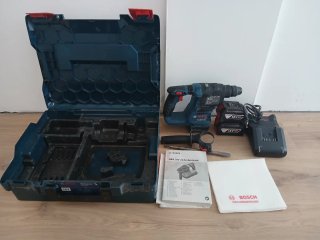 Taladro Bosch Professional 18V-22 + 2 baterías