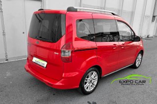 Ford Tourneo Courier 2015