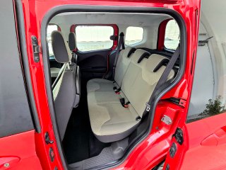 Ford Tourneo Courier 2015