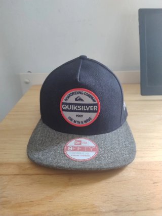 Gorra Quiksilver 9FIFTY Snapback Negra/Gris