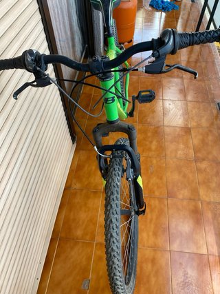 Bicicleta montaña B-Pro para reparar