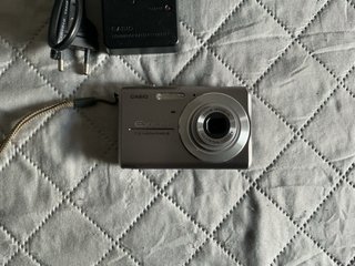 Cámara Casio Exilim EX-Z75 Plata