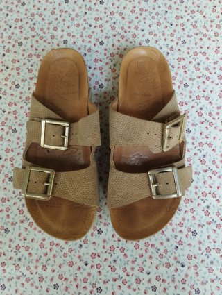Sandalias Pikolinos Beige