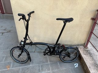 Brompton C Line Explore Negra