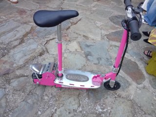 Patinete Scooter Rosa con Asiento