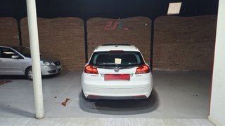 Opel Insignia 2011